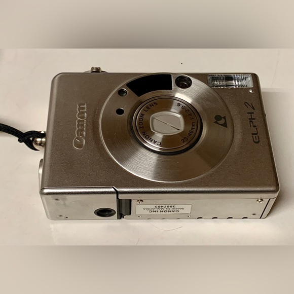 1999 Vintage Canon ELPH 2 APS Film Point and Shoot Camera - Picture 13 of 14